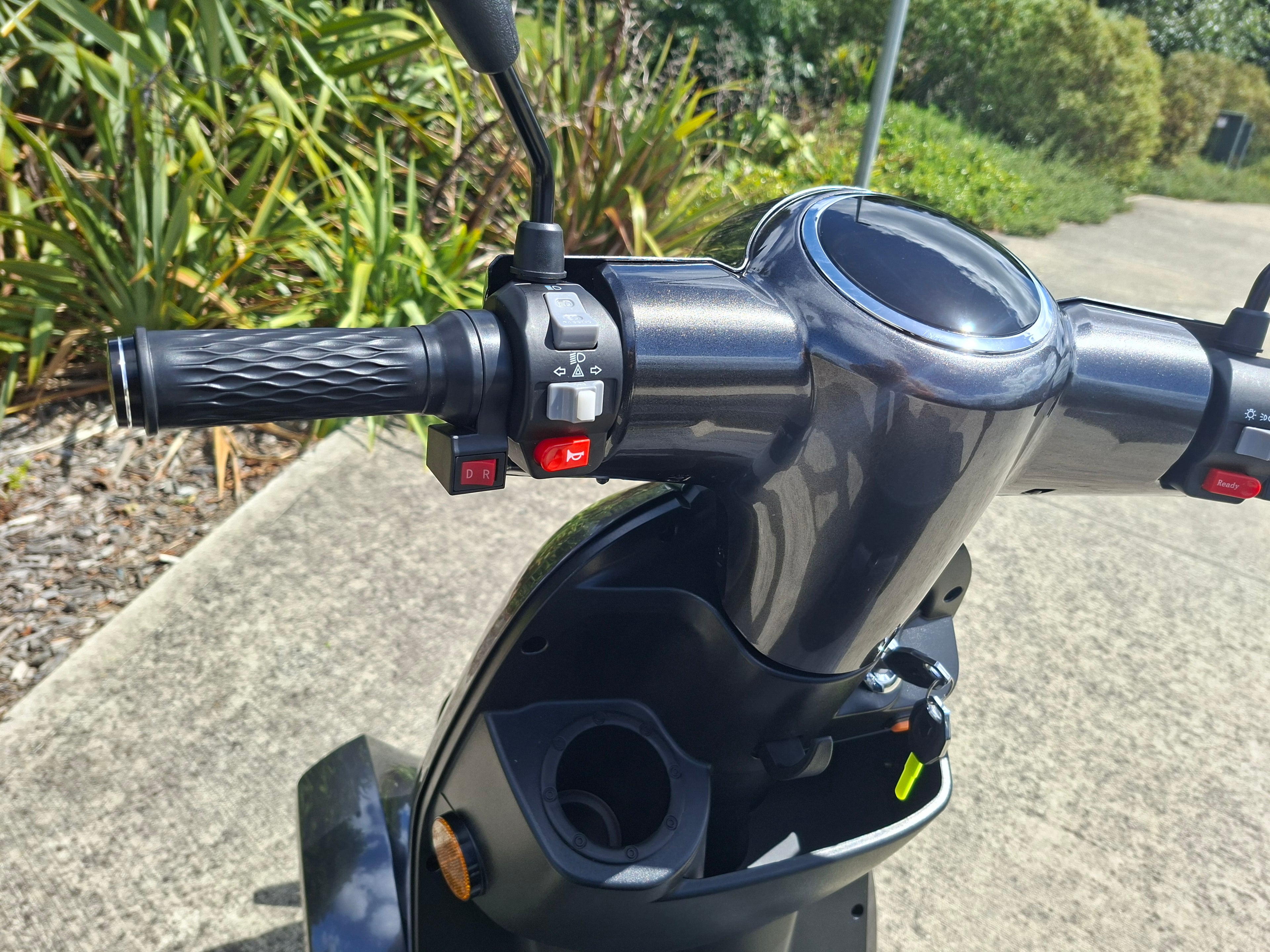 XLS 2 person capable 4Whl