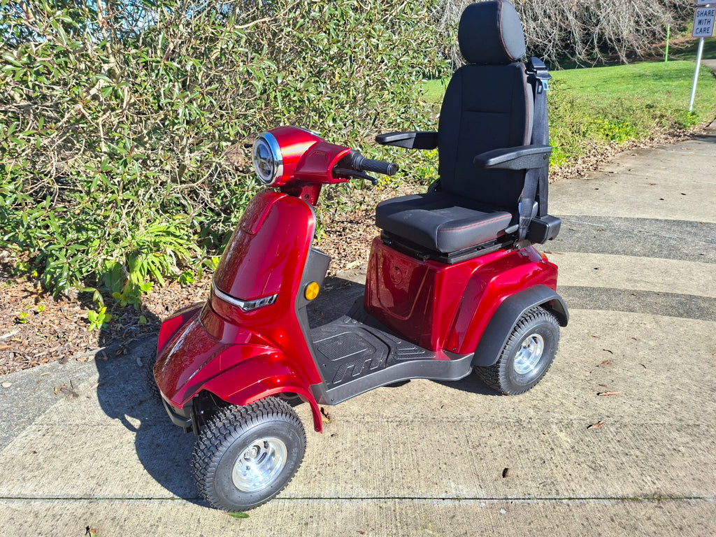 XLT 4-Wheel Golf Mob Scooter