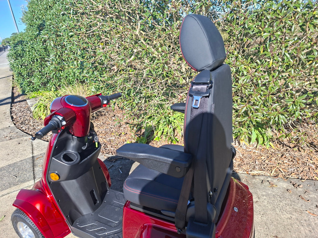 XLT 4-Wheel Golf Mob Scooter