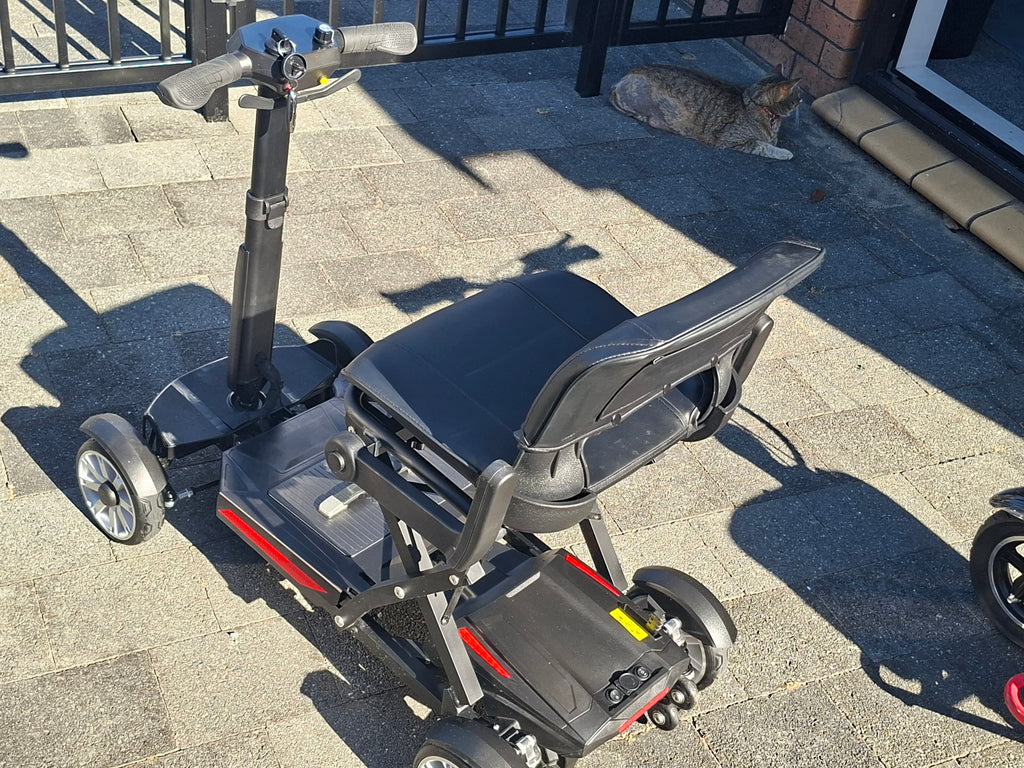 E309S 4Whl Compact Fold-down Mob Sctr