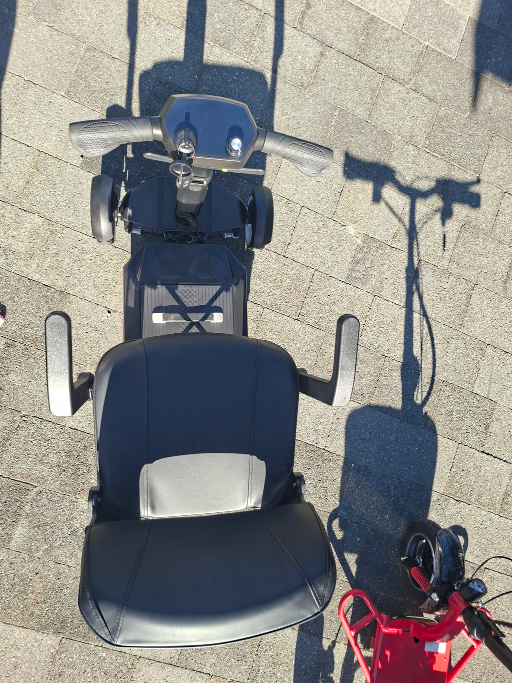 E309S 4Whl Compact Fold-down Mob Sctr