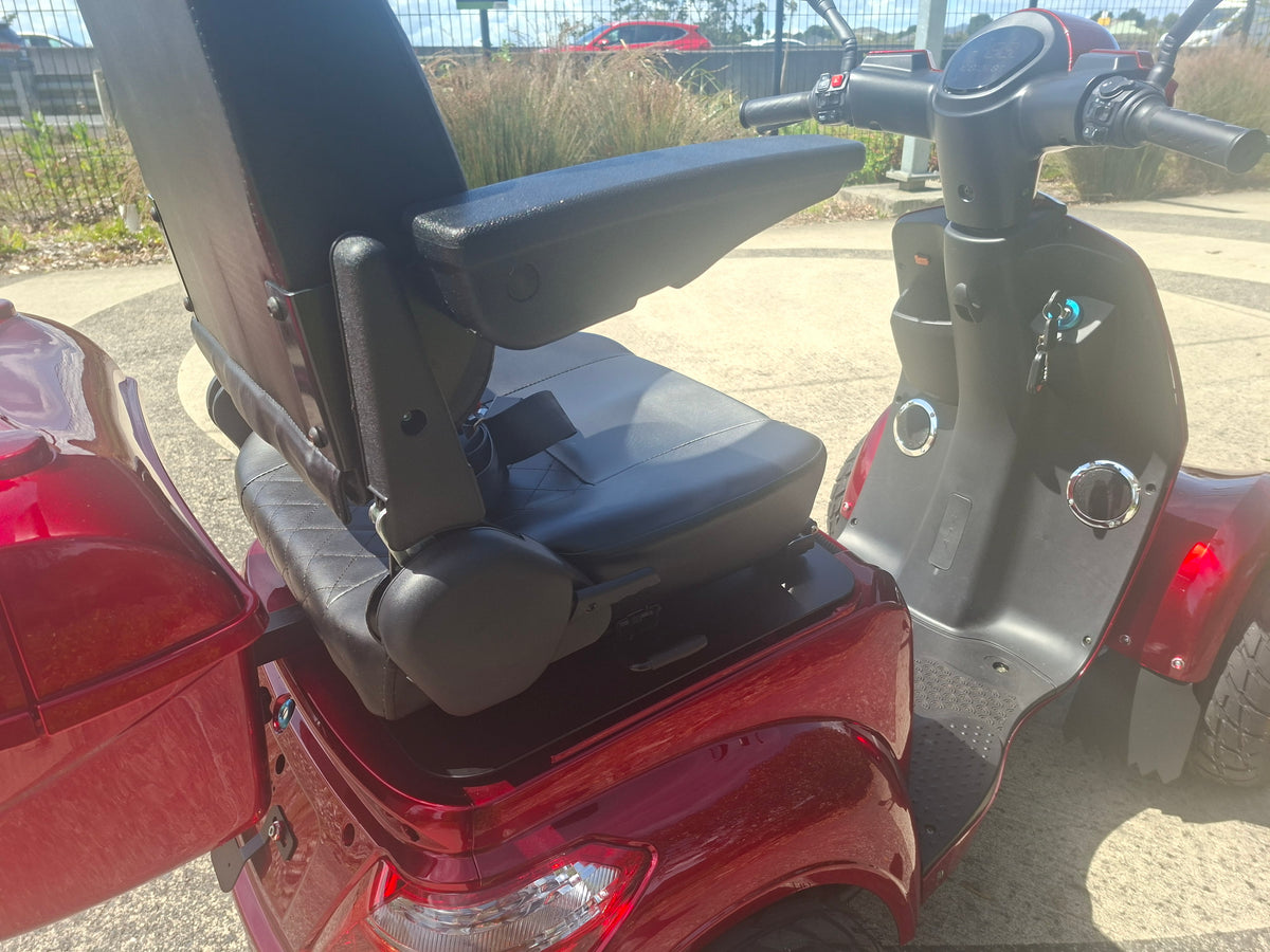 4-Wheel Golf Mob Scooter AVATAR