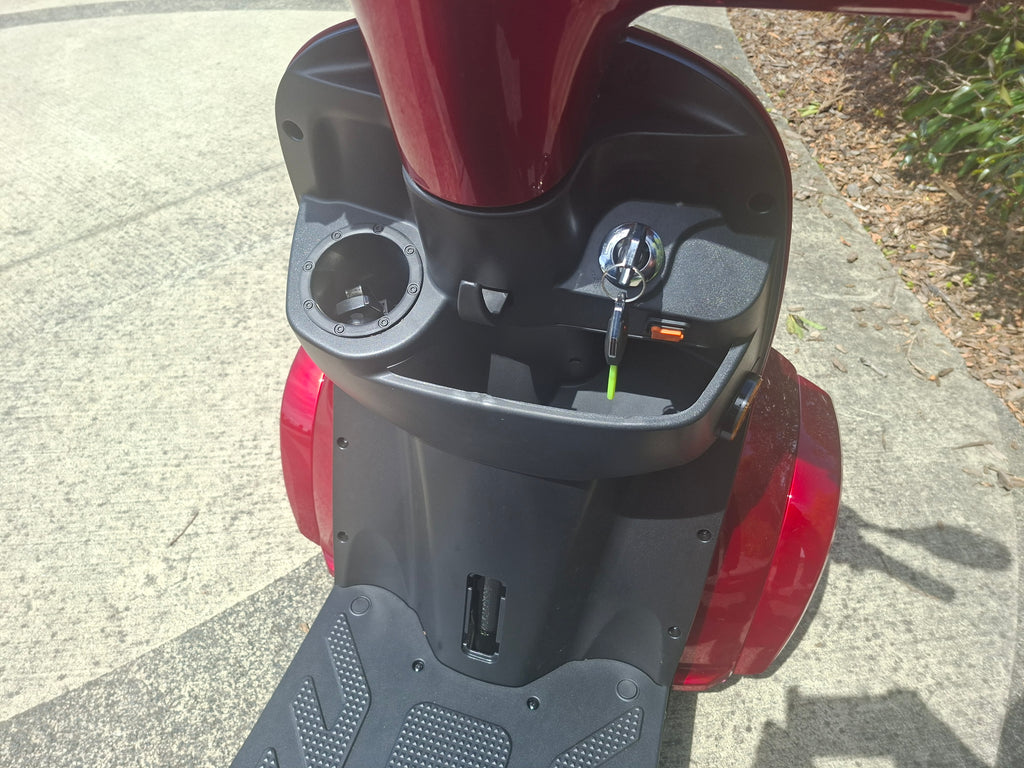 XLT 4-Wheel Golf Mob Scooter