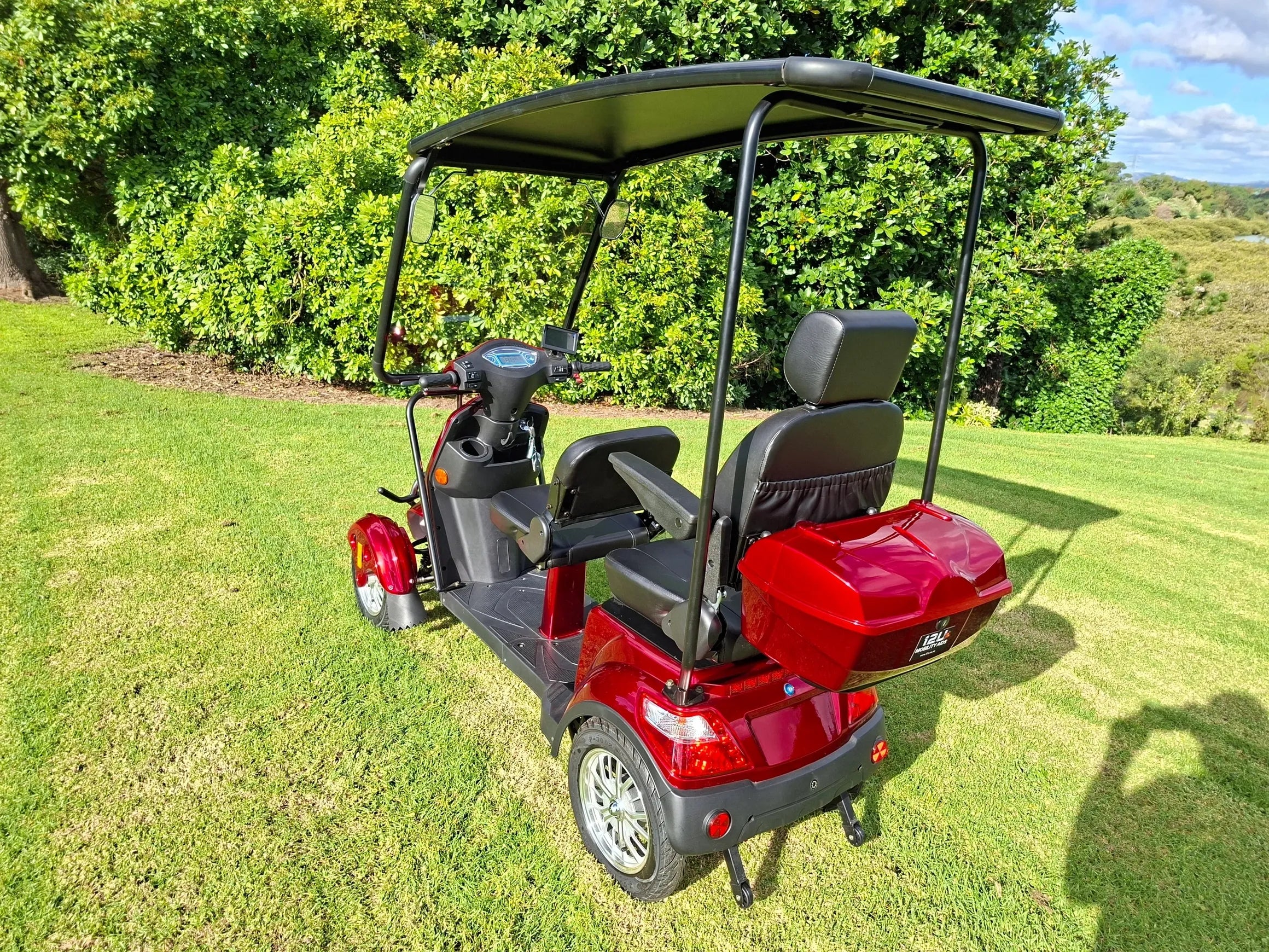 XLT 2 Person 4-Wheel (Tandem)