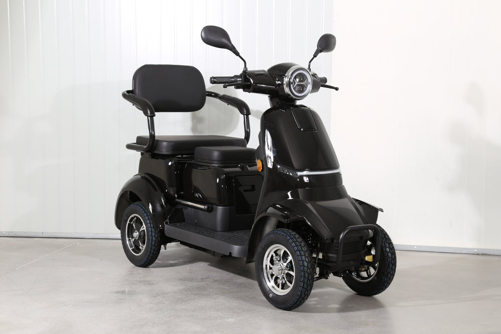 XLS 2 person capable 4Whl