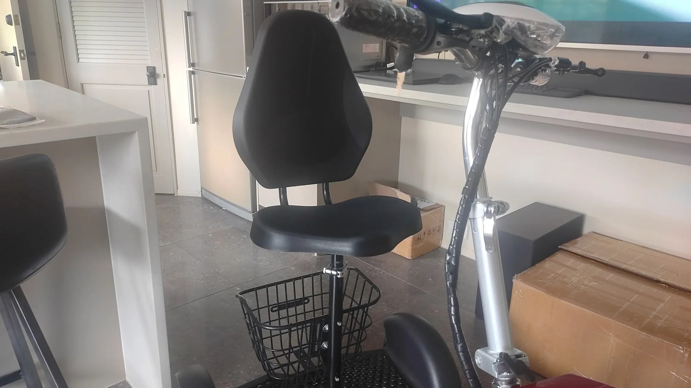 3-Wheel Mobility Scooter - Front Wheel Drive