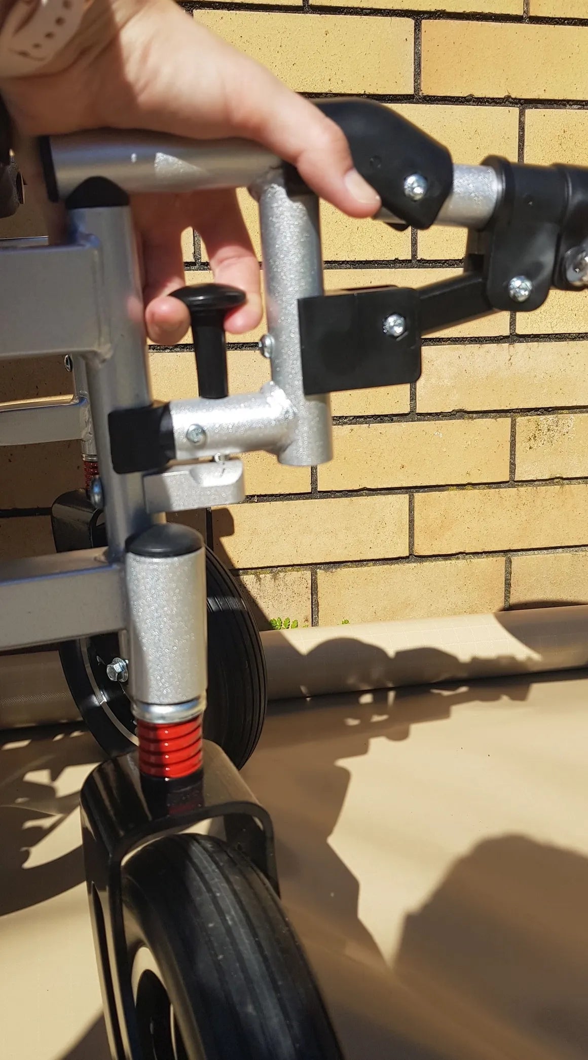 BME1022 Reclining Fold-up Electric Wheelchair