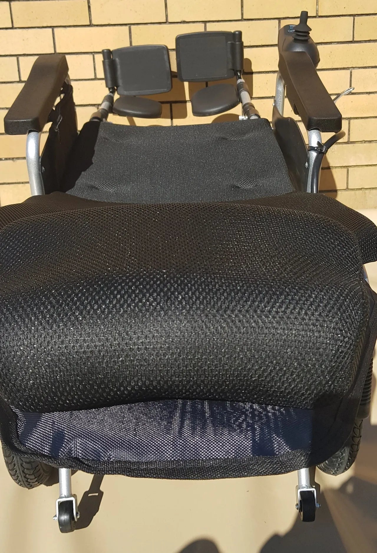 BME1022 Reclining Fold-up Electric Wheelchair